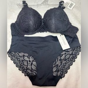 Bra and underwear set